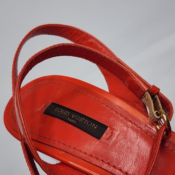 Louis Vuitton Red Patent Leather Espadrille Wedge Sandals Gold Hardware Size 40 - Picture 9 of 16